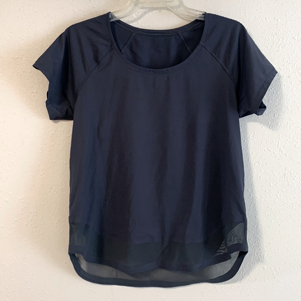 VEUC Lululemon Smooth Stride T-Shirt size 8